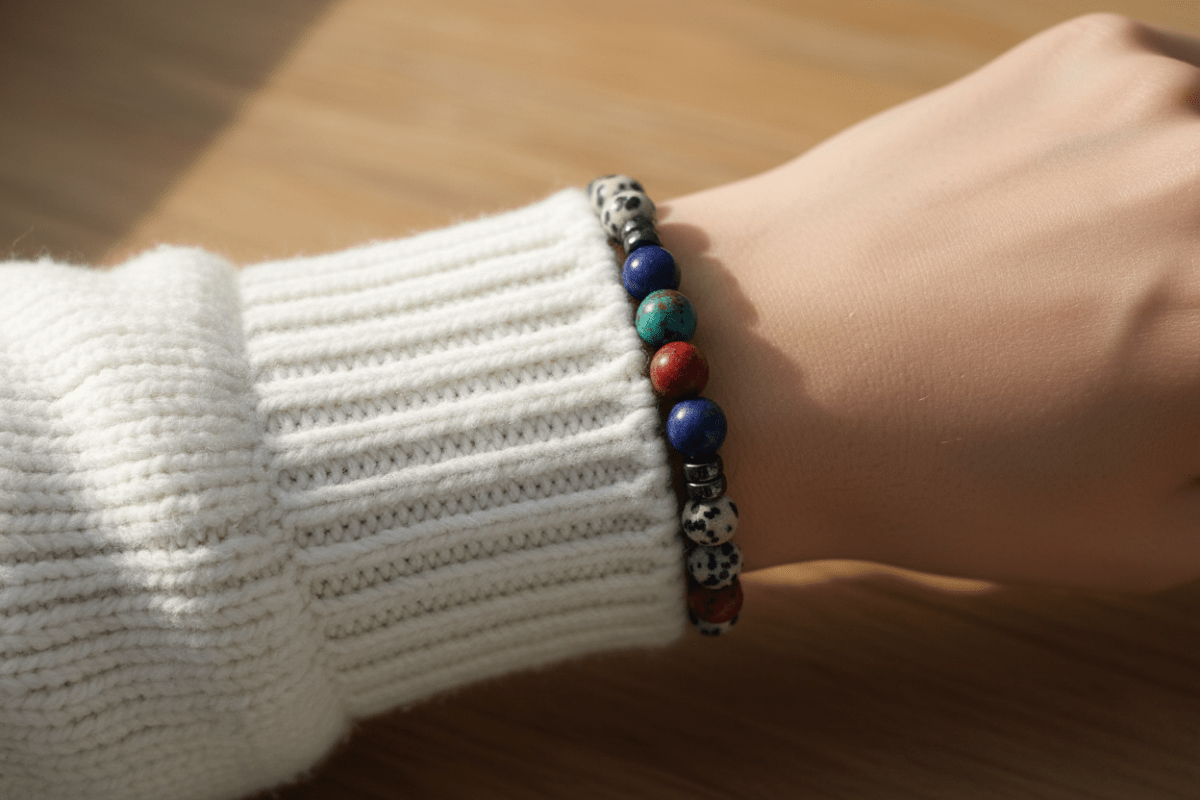 7 Doğal Taşlı Unisex Bileklik – Jasper, Hematit, Mercan, Malakit, Lapis Lazuli ve Turkuaz - evcikus